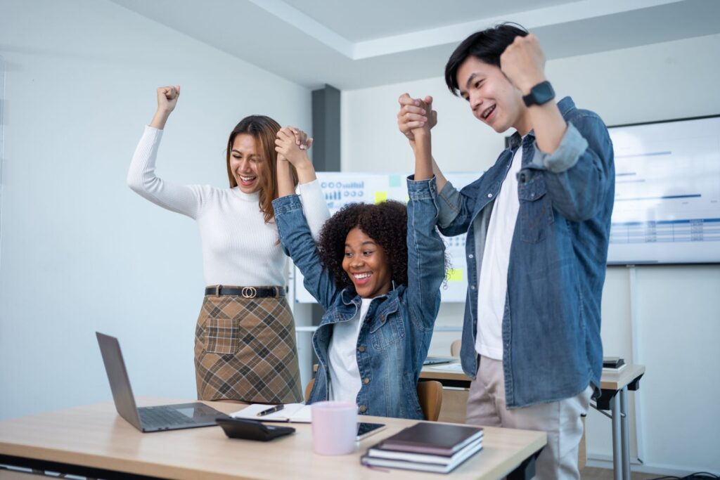 Alt text: Mentalidad ganadora emprendedores 2025 – Claves para desarrollar enfoque, resiliencia y éxito mental en el mundo del emprendimiento.
