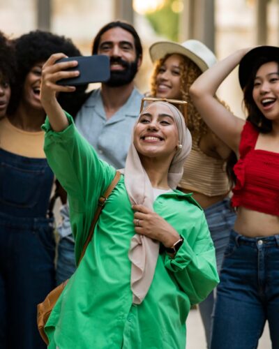 iOS 26 llega con novedades clave para emprendedores digitales. Conoce las funciones más potentes y cómo aprovecharlas.